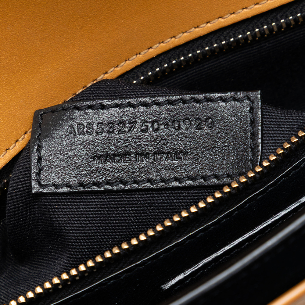 Pre-Loved Saint Laurent Smooth Calfskin Monogram Cassandra Clasp Bag - Picture 6 of 7